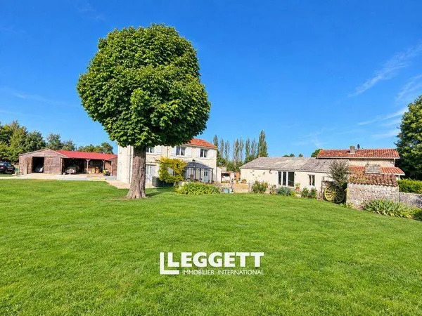 Maison 13 pièces 193 m²