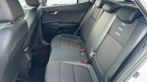 Kia Stonic 1.0 T-GDi 120 MHEV - GT Line Premium – 2022 – 28145 km – Hybride essence – Boîte Manuelle — photo 12