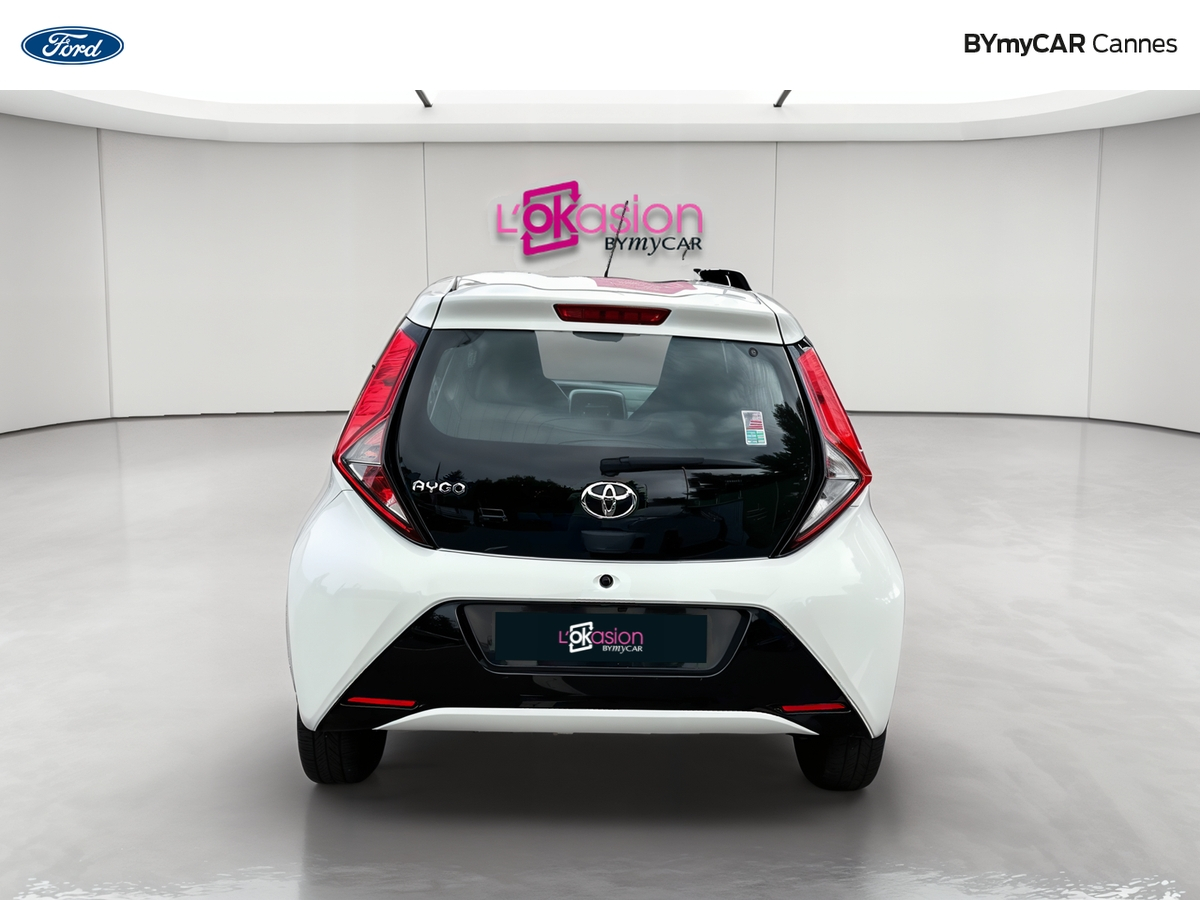 Toyota Aygo 1.0 VVT-i — photo 4