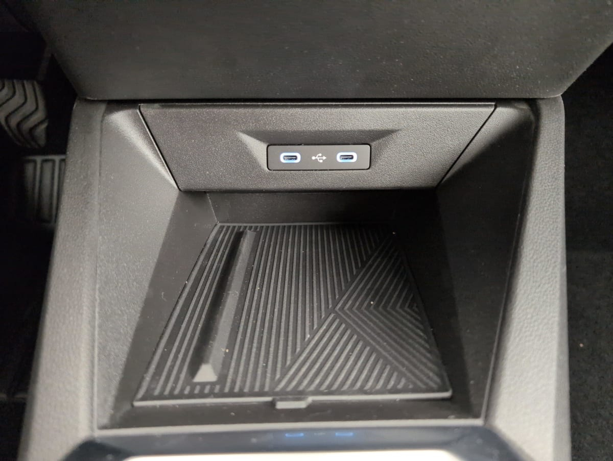 Renault Clio 6 — photo 27