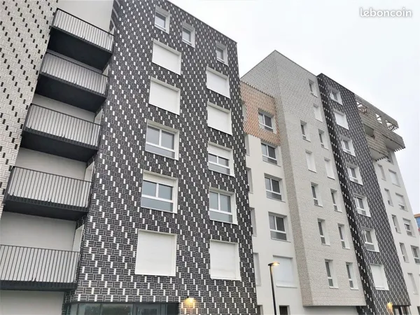 Studio 1 pièce 24 m²
