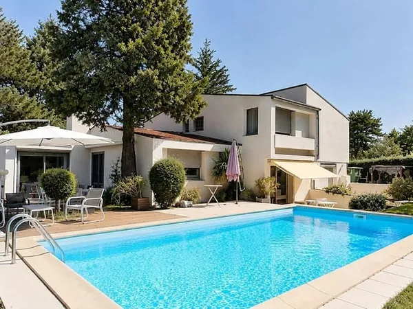 Maison 6 pièces 142 m²