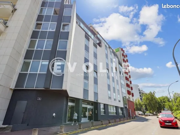 Bureaux 273 m²