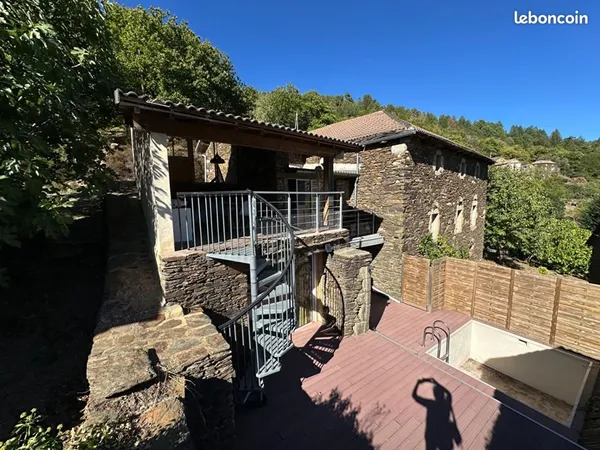 Maison 9 pièces 162 m²