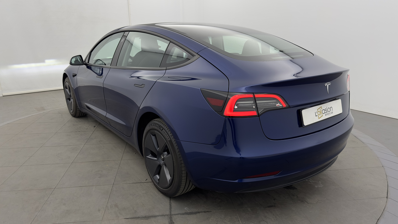 Tesla MODEL 3 Autonomie Standard Plus RWD — photo 3