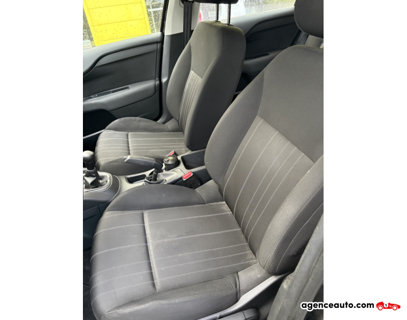 Citroën C4 HDi 90 Collection occasion - Diesel - 2012 - 280 000 km - 3 490 € - Yerville (Seine-Maritime) 992784415835 — photo 15