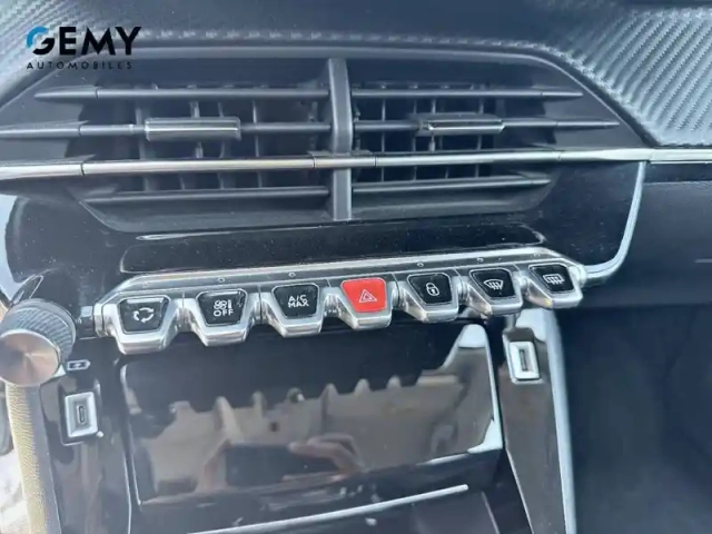 Peugeot 208 electrique 50 kwh 136ch — photo 15