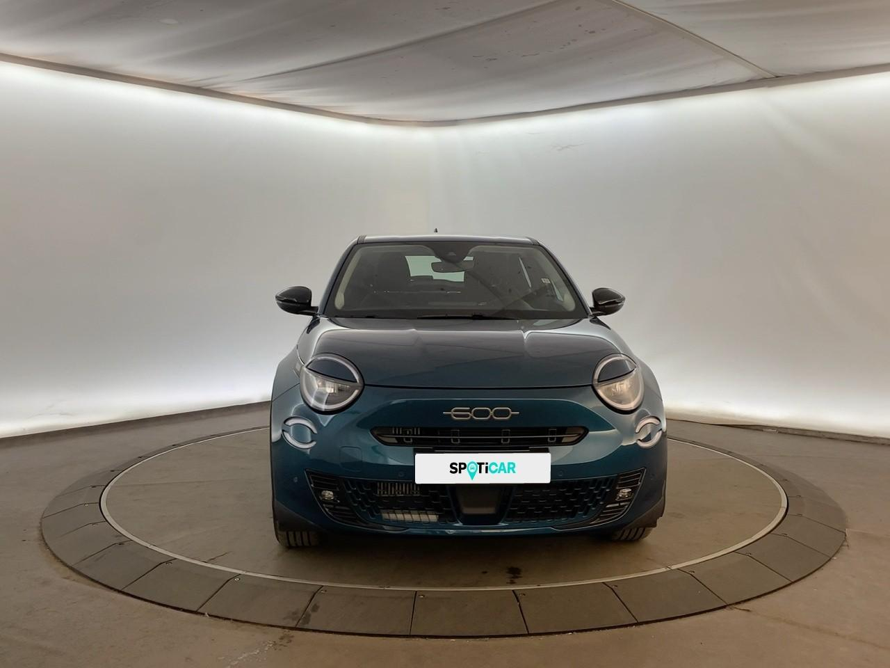 Fiat 600 t-gen 3 1.2 hybrid 145ch edct6 pop — photo 2
