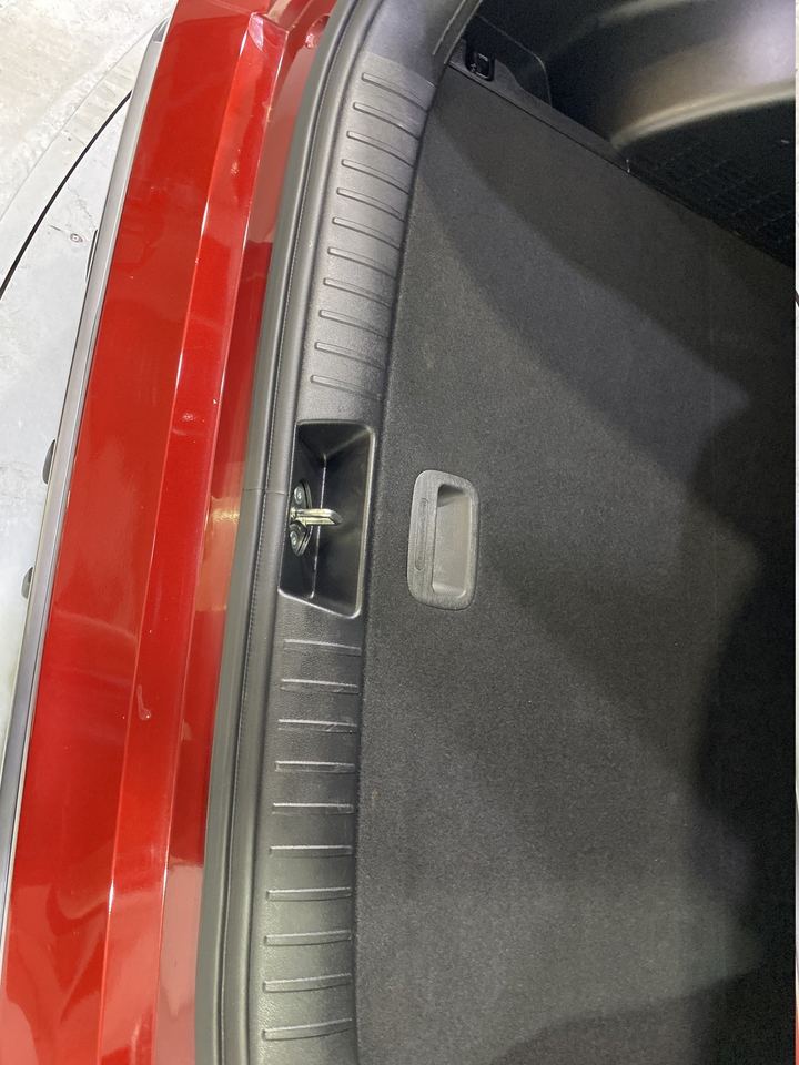 Hyundai Kona — photo 47