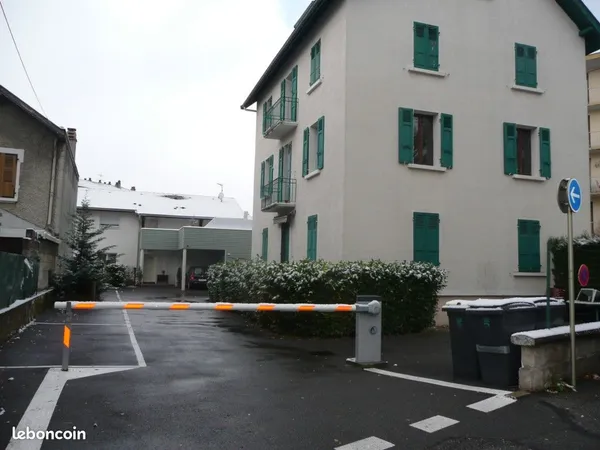 T2 meublé, parking privatif, cave - Les Romains