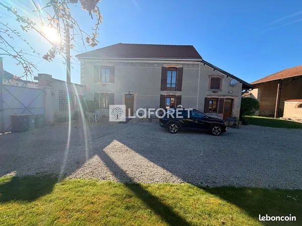 Maison 8 pièces 197 m²