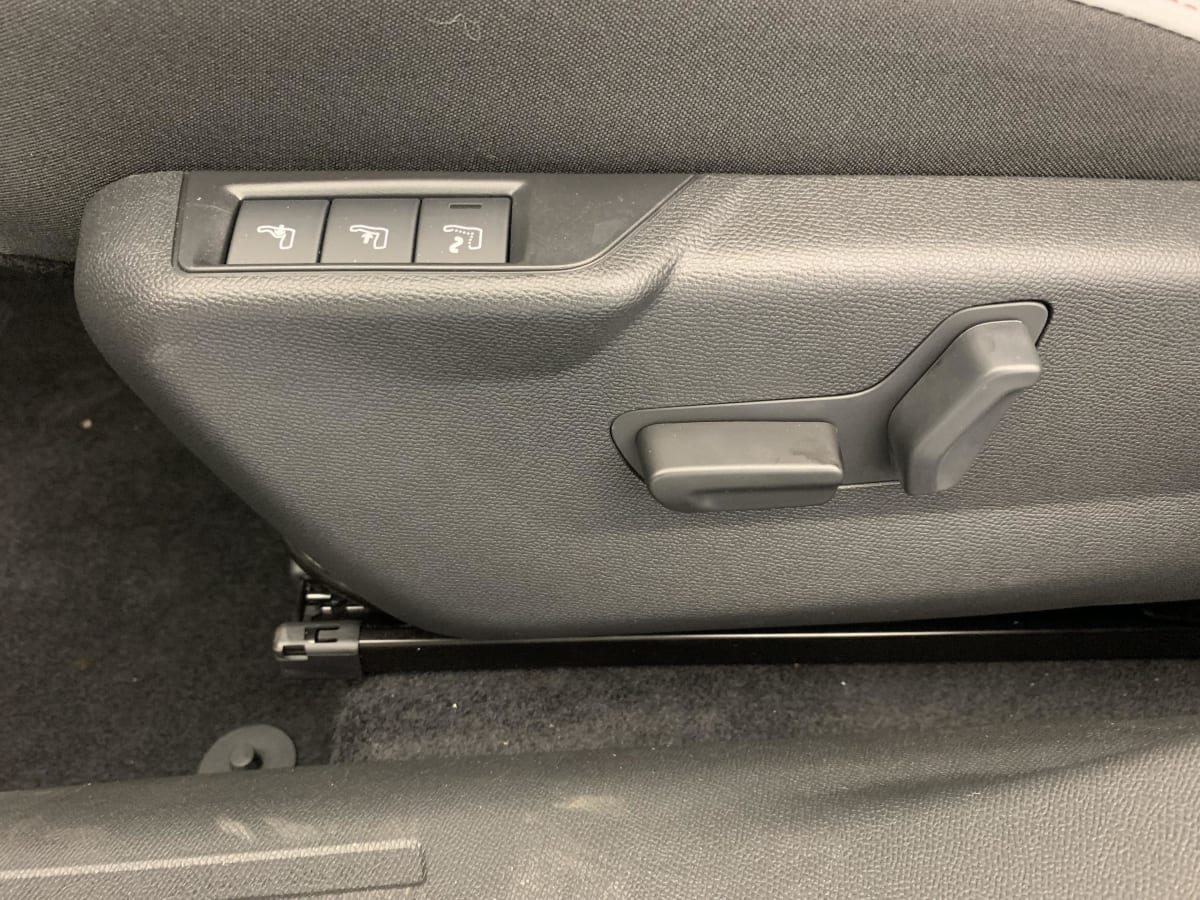 Citroën C4 — photo 22