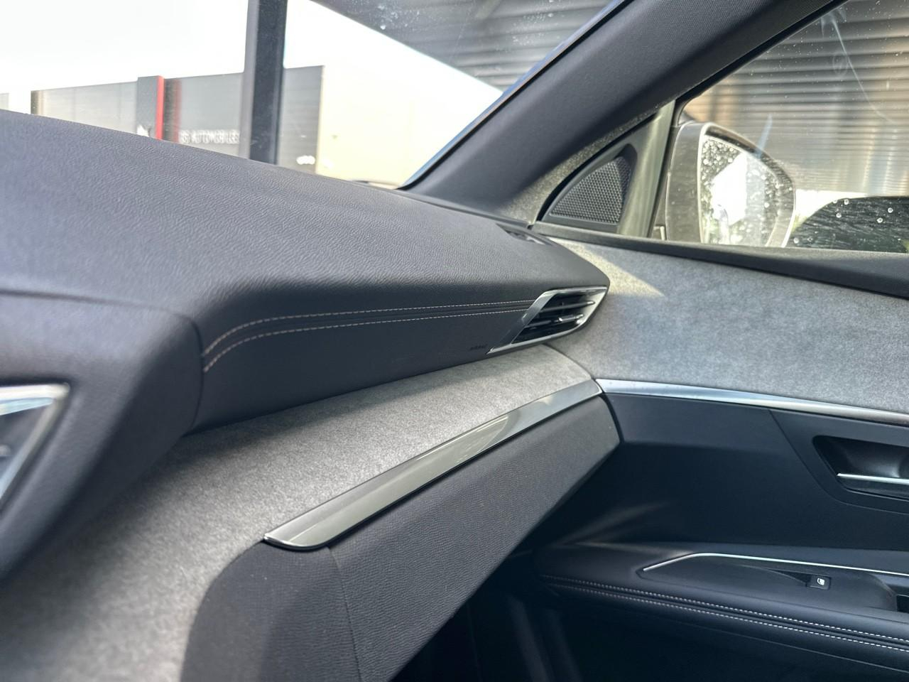 Peugeot 3008 1.2 puretech 130ch s&s gt — photo 26