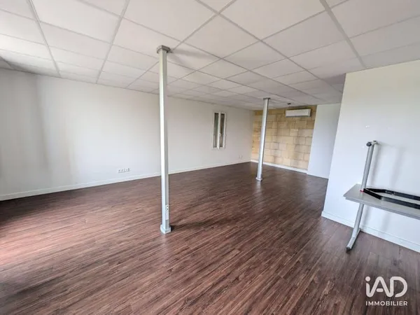 Bureaux 80 m²