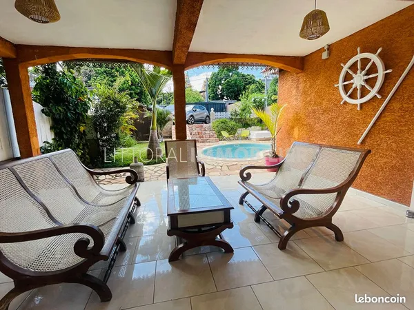 Maison 5 pièces 184 m²
