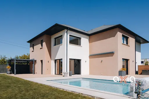Villa 7 pièces 274 m²
