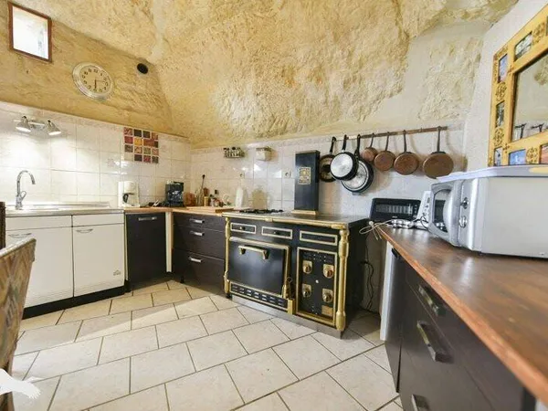 Maison 5 pièces 180 m²