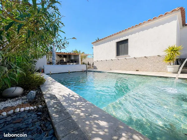 CRÉDIT VENDEUR POSSIBLE ( 0% d'intérêt ) - SAINT-GILLES -Villa de 2023 avec piscine, hammam et prest