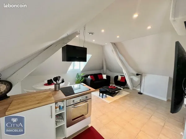 Appartement meublé 4 pièces 67 m² au sol, Saint-Cyr-sur-Loire