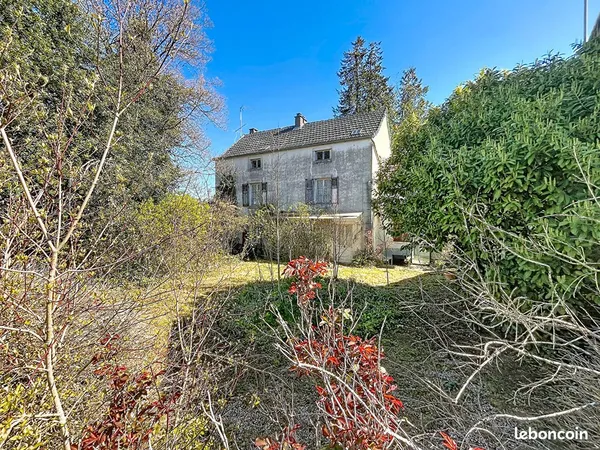 Maison 8 pièces 176 m²