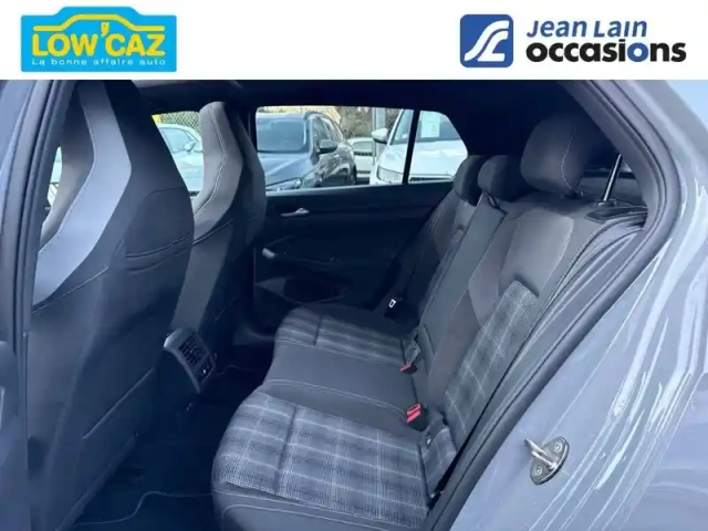 Volkswagen Golf 2.0 tdi scr 200 dsg7 — photo 17