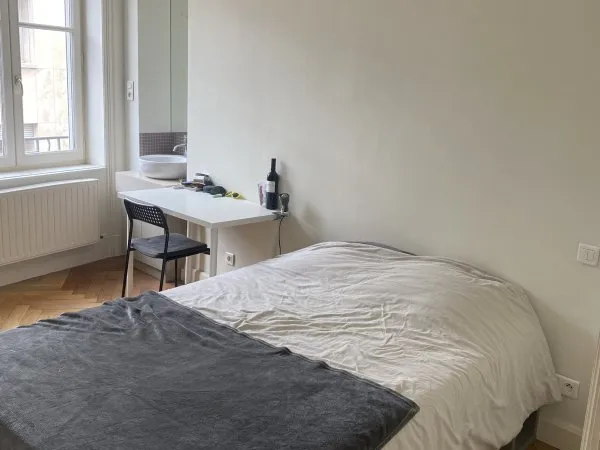 Sous-loue chambre Lyon 2