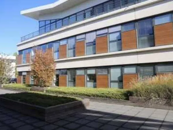 Bureaux 370 m²