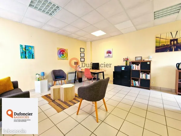 Bureaux 37 m² SAINT-BENOÎT