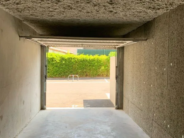 Garage box fermé centre de Frontignan