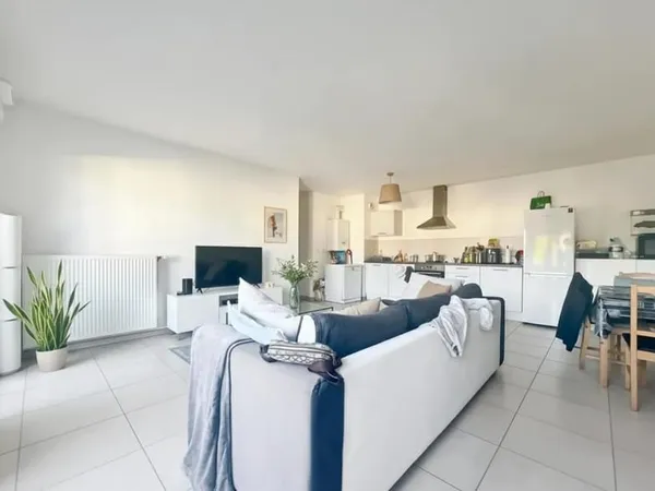 Appartement de 3 pièces de 69 m² en vente situé Prévessin-Moëns