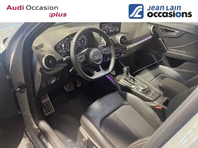 Audi Q2 35 tdi 150 s tronic 7 quattro — photo 11