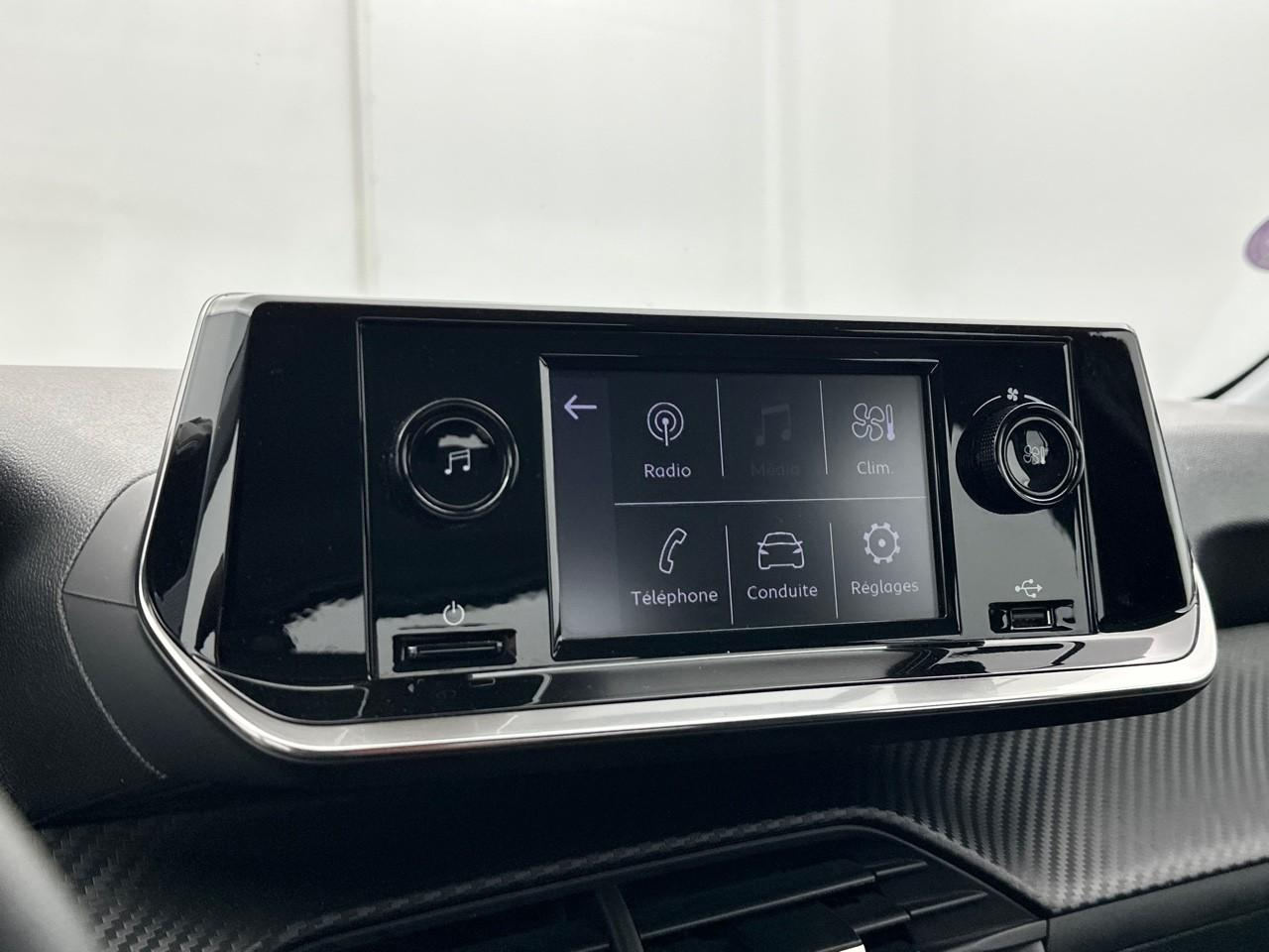 Peugeot 208 puretech 75 s&s bvm5 like — photo 10