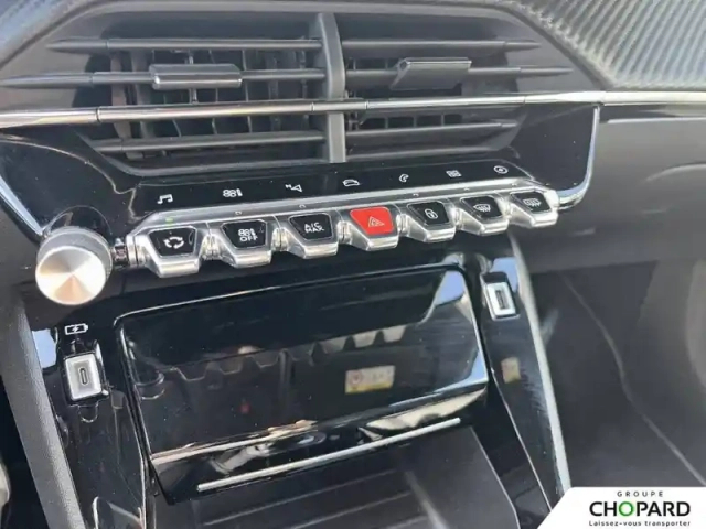 Peugeot 2008 electrique 136 ch — photo 25