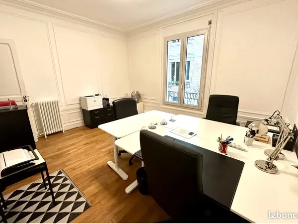 Bureau privé 3 postes 18 m²