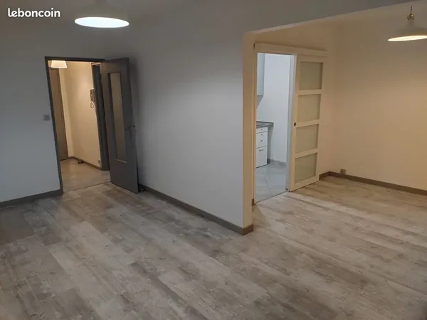 À louer : Bel appartement T2 lumineux de 48 m² avec parking (Proche tram)