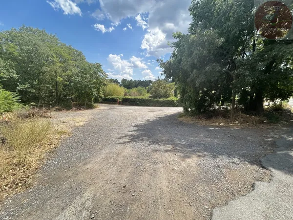Terrain constructible 745 m²
