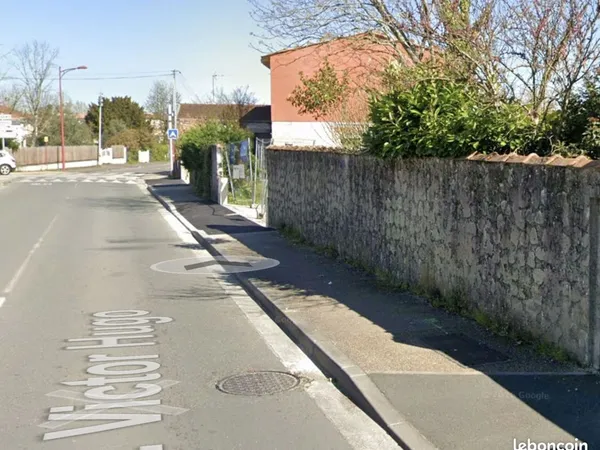 Terrain à bâtir de 320 m² à CARBON-BLANC (33)