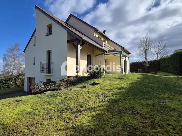 Maison 8 pièces 182 m²