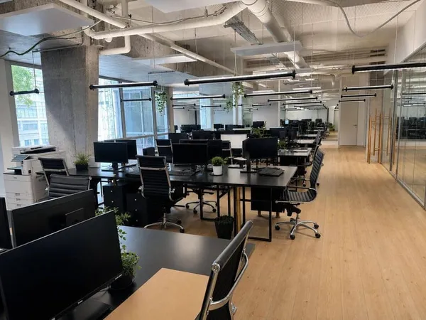 Bureaux 225 m²