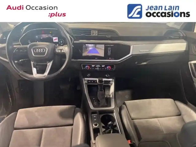 Audi Q3 35 tfsi 150 ch s tronic 7 — photo 18