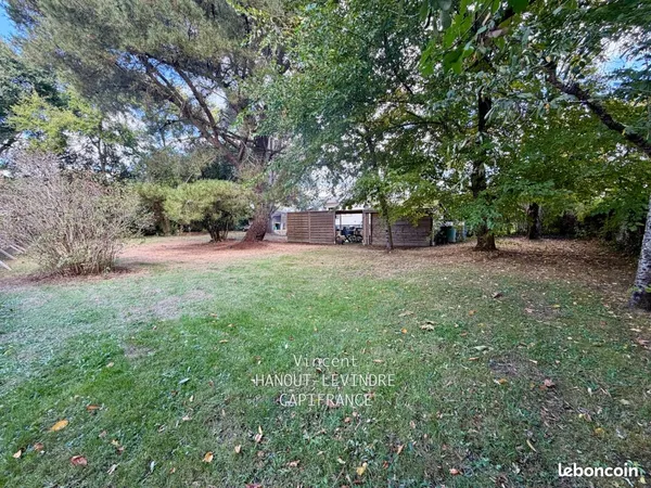 Terrain 780 m² Briollay