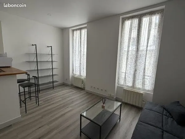 Studio 1 pièce 23 m²