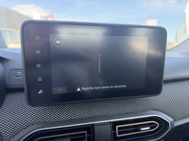 Dacia Sandero eco-g 100 gsr2 — photo 16