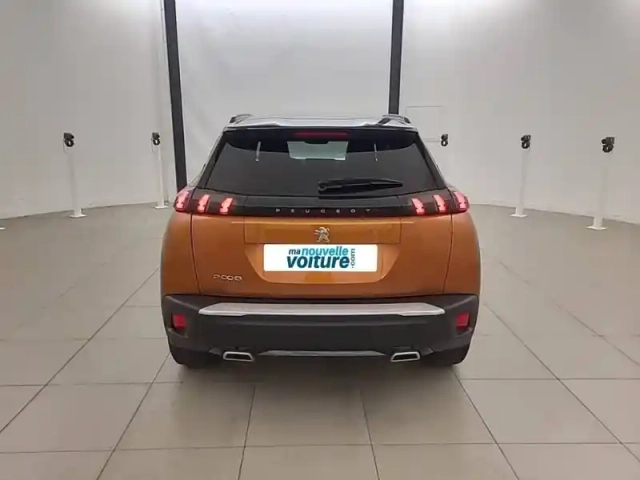Peugeot 2008 puretech 130 s&amp;s eat8 — photo 3