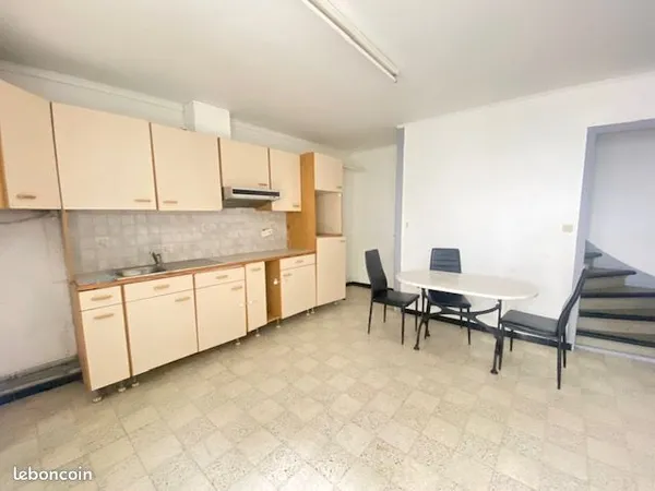 T2 Duplex à travaux - Lille Wazemmes -