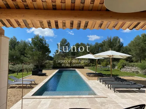 Maison de luxe 6 pièces 185 m²