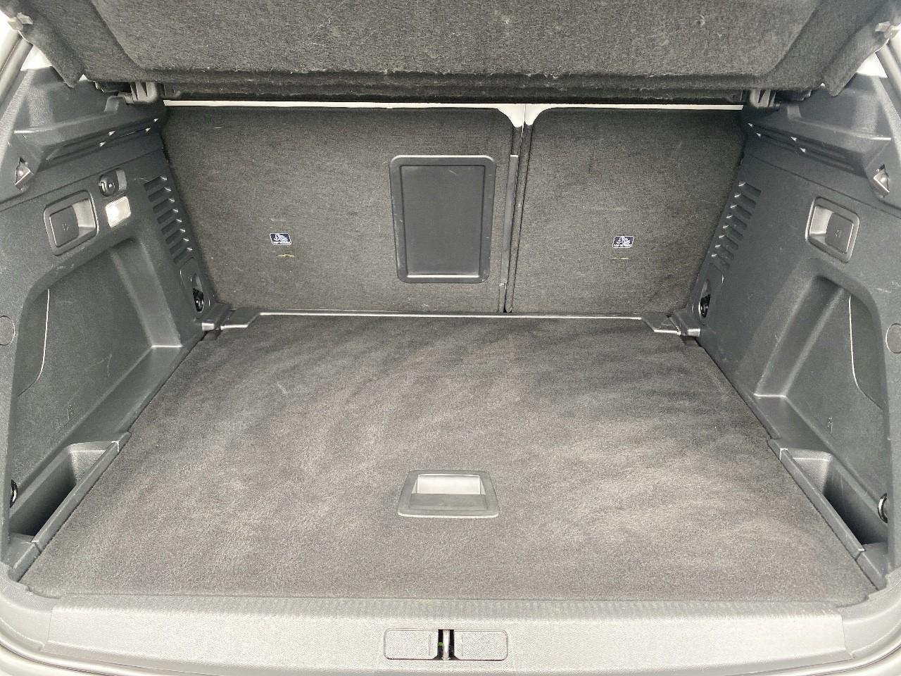 Peugeot 3008 1.2 puretech 130ch allure s&s eat6 — photo 6