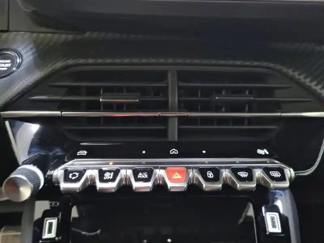 Peugeot 208 hybrid 110 e-dcs6 — photo 47