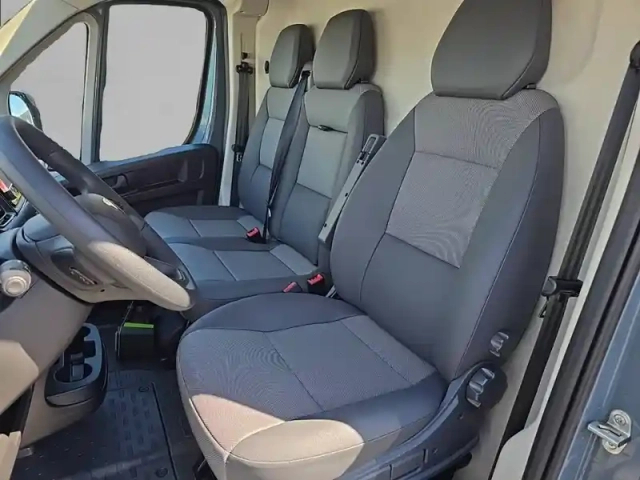 Peugeot Boxer fgn 3.5 t l2h2 140 s&amp;s bva8 — photo 11