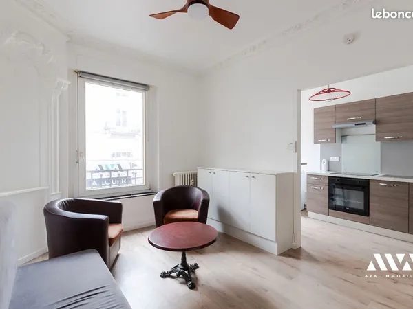 Studio 1 pièce 24 m²